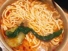 红烧牛肉面-亮亮面馆(经六路店)