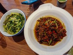 不一样牛肉-毛家湾·地道湘菜(广州长隆店)