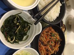 -老娘舅餐厅(黄龙体育中心店)