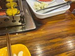 -哈尔滨小酒馆·鲜肉现穿自助烧烤(康新花园店)