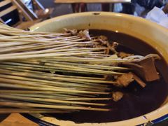 -拈签一笑黄牛肉辣卤串串