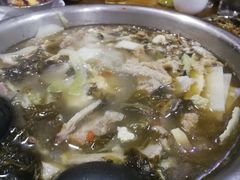 -泸州酸菜豆花火锅川师店