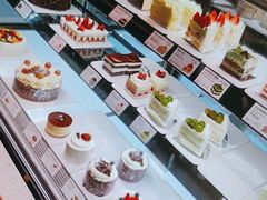 -巴黎贝甜(大宁国际商业广场店)