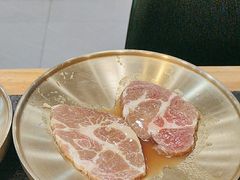 -臻牛烤肉
