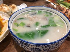 -清真·玛丽亚新疆菜主题餐厅(浙江中路店)