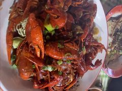-老街烧烤大排档·地道湖北菜·龙虾馆(汉口火车站店)