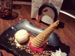 -The ROOF (通盈中心店)