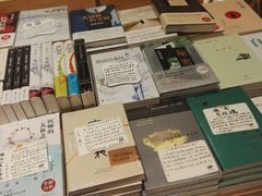 -猫的天空之城概念书店(丽江古城饮玉巷店)