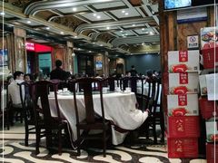 大堂-梅利汴京烤鸭•开封豫菜地标店(东大街店)