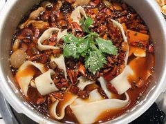-晓彭肥肠鸡·泡椒鸡火锅(水木天地店)