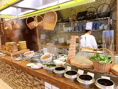 -湖景知味西餐厅•自助餐• 轻食(南京金茂威斯汀大酒店)