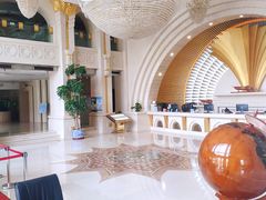 -碧中海汤泉汗蒸酒店