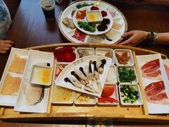 -芸南道·过桥米线(昆明老街旗舰店)