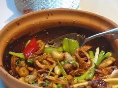 -八府香鸭·啫啫煲(华山路店)