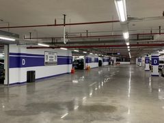 -上海欢乐谷-停车场