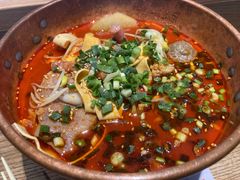 -成都你六姐·牛肉冒菜(上海环宇荟店)