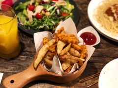 -HIGH FIVE哈福手工汉堡(桂林路店)