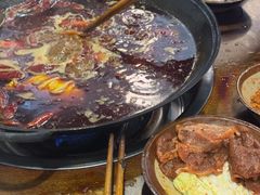 -黄潇洒老火锅(九眼桥宏济巷店)