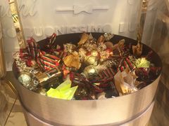 -VENCHI 闻绮(北京国贸商城店)