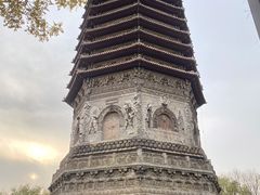 -玲珑塔公园