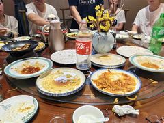 -东来菜馆•手抓海鲜家常菜•海鲜锅贴(鸽子窝店)