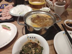-龙聚德北京烤鸭(沙坪坝华宇A馆店)
