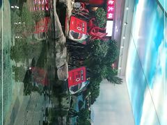 -鸿通城购物中心