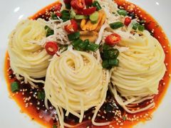 -嫩芽 ·地道重庆菜(十八梯露台夜景店)