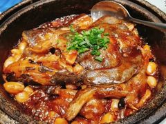 鲽鱼头-海派美食·家宴海鲜青岛菜·石锅鲽鱼头(东方城店)