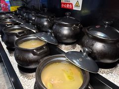 -荣基四海一家·家常菜·海鲜大排档(新安店)