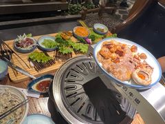 -明洞阿姨·韩式酱蟹烤肉·创意料理(三元桥店)