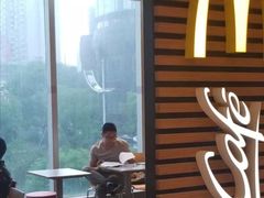 门面-麦当劳(国贸店)