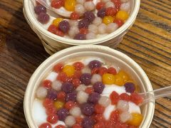 -富正毅三下锅·湘西韵味(天门山索道店)