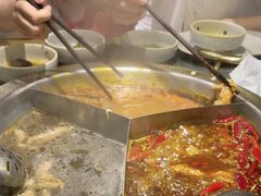 -廖掌柜·重庆鲜货火锅(上海首店)