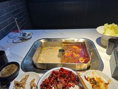 -九鼎轩脆毛肚火锅(南京东路店)