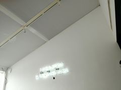 -UNI UNI(环亚凯瑟琳店)