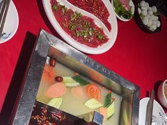 -二荆条·蜀鲜汇城市森林火锅