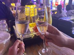 -喜鹊音乐酒馆(西街店)