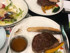 -伯顿西餐厅(厚街香榭丽店)