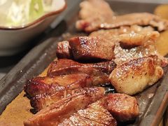 -铭牛烧肉·和牛海鲜自助(高新月牙湖店)