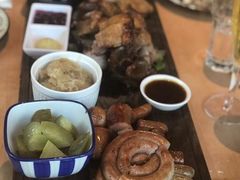 -LENBACH兰巴赫西餐啤酒坊(大连东港店)