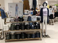 -优衣库(威海威高购物中心店)