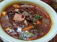 -崮乡圣水坊赵家炒鸡(花都店)