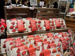 -七鲜超市(瑞虹天地太阳宫店)