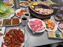 -山焱·炭火自助烤肉(周浦万达店)