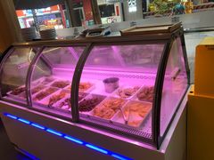 面包甜点陈列柜-王春春鸡汤饭(成都城西优品道店)
