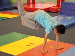 -小小运动馆(罗宾森中心)