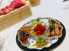 -京彩臻品火锅