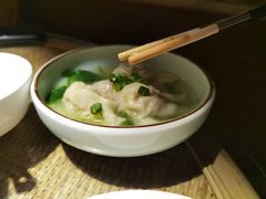 清汤鸡汁龙抄手-渝信川菜 · 川味家常菜(长安店)