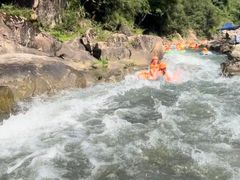 -雅鲁激流探险漂流